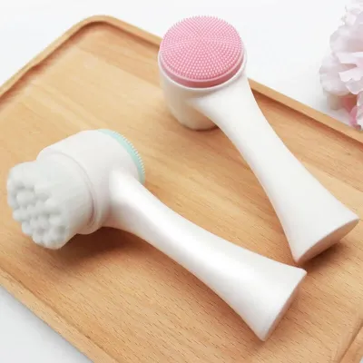Double-Sided Silicone Face Cleansing Brush (1 pc)